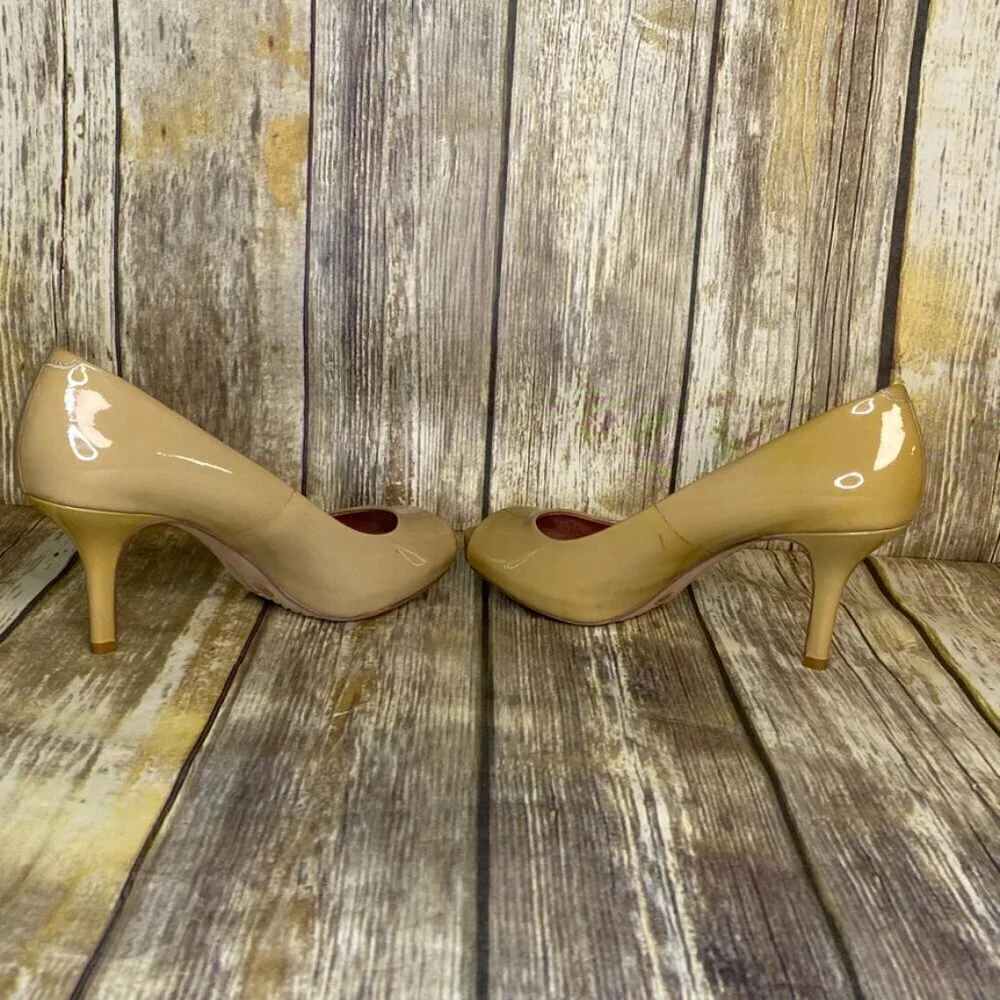 Vince Camuto 